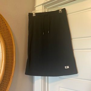 NIKE NWOT Midi Skirt